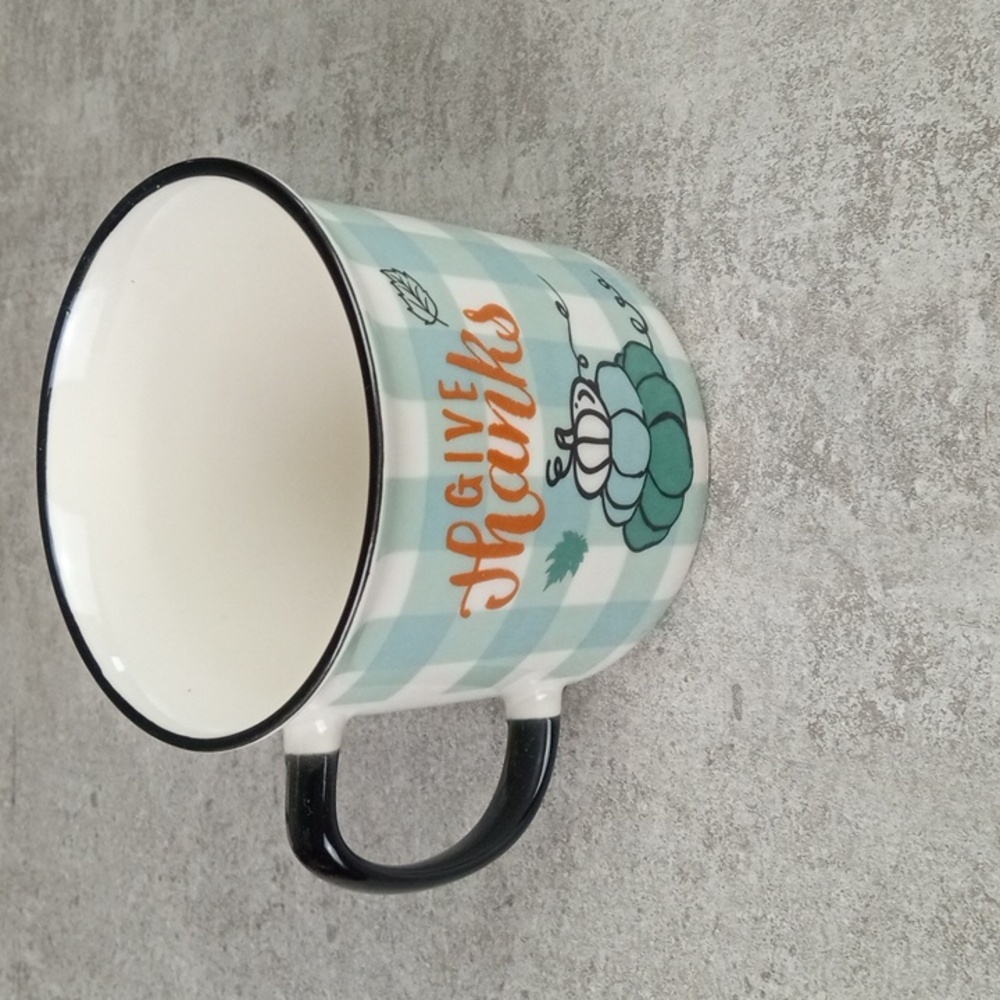 🍂 Give Thanks Plaid Mug